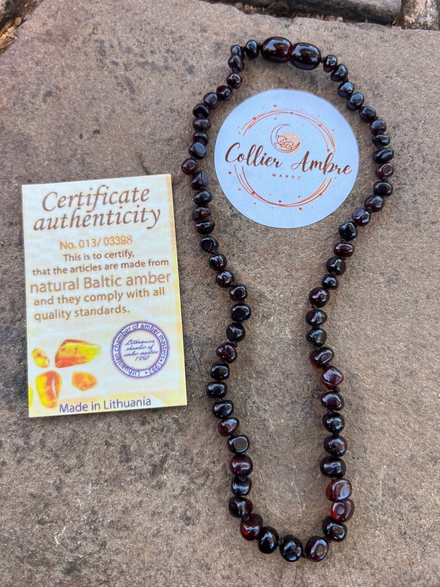 Collier Ambre Bébé - Noir Cerise